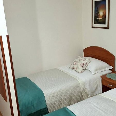 Apartments And Rooms Laura Pazin Εξωτερικό φωτογραφία